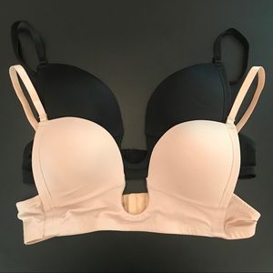 *NWOT* Set of 2 Deep V Bras 34C